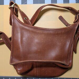 Vintage Coach Brown Leather Shoulder Bag